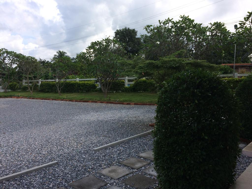 Baan Chan Suan Nong Nam Daeng Extérieur photo
